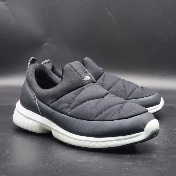 노스페이스 패딩방한화240