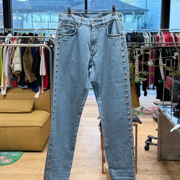 모스키노 데님 골드 네일헤드 악센트 팬츠 