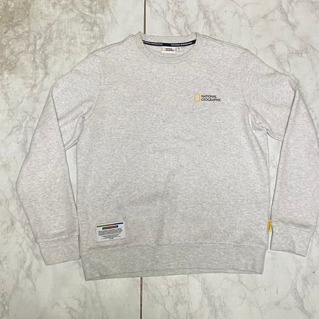 내셔널지오그래픽 맨투맨티셔츠 90~95 사이즈