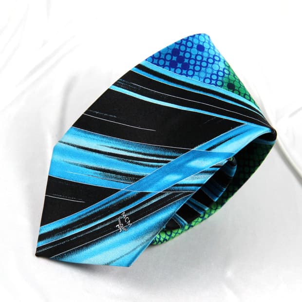 엠씨엠 8.7cm 미사용 남자 명품 넥타이 MCM