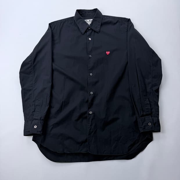꼼데가르송 스몰하트 블랙셔츠