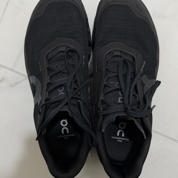 온러닝 클라우드몬스터 보이드 블랙 EU44 KR280