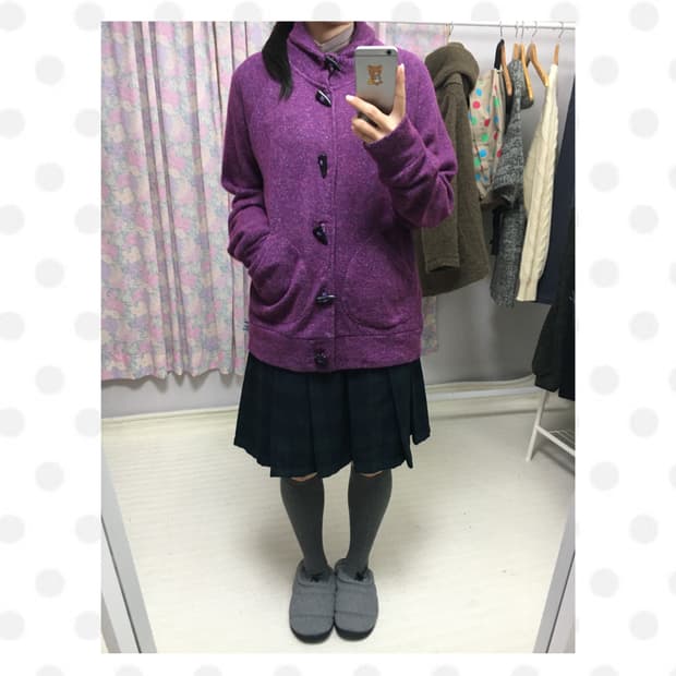 퍼플 떡볶이 단추 가디건