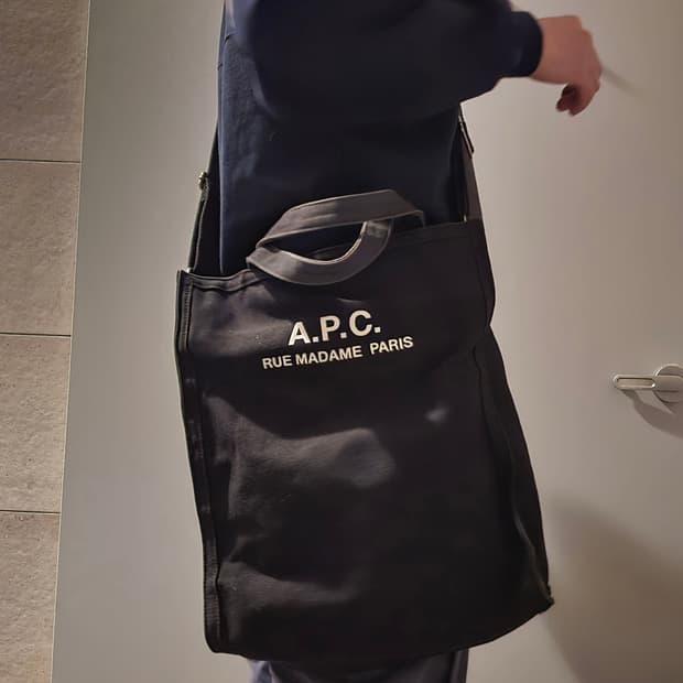 A.P.C. 아페쎄 레큐페라시옹 2way 토트백 