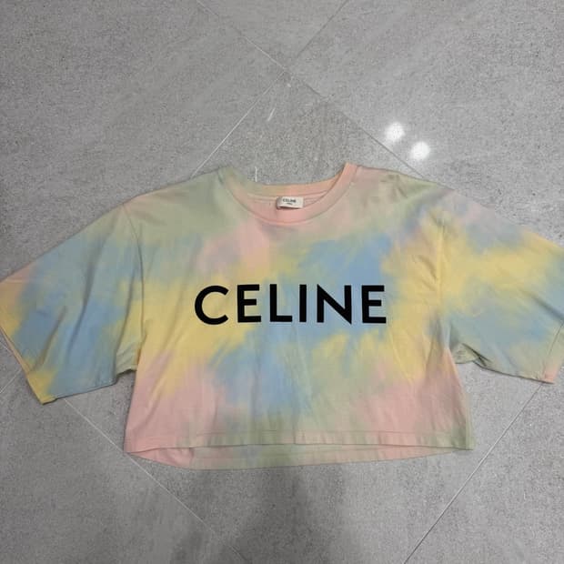 셀린느 멀티로고 크롭 티셔츠