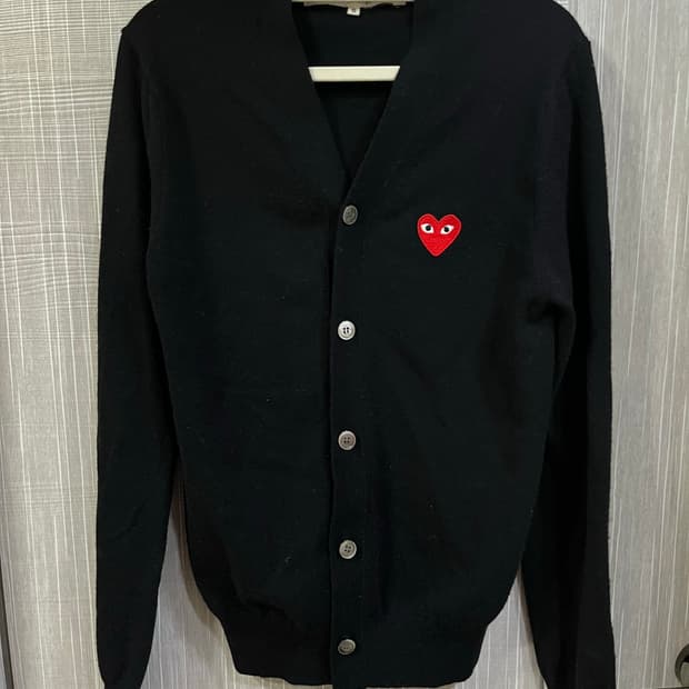 꼼데가르송 하트 블랙 가디건
