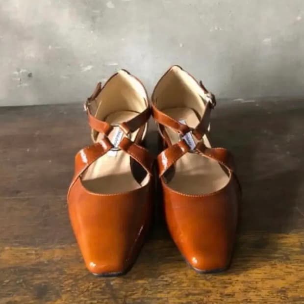 About Arianne (페르마타) 브라운 슈즈