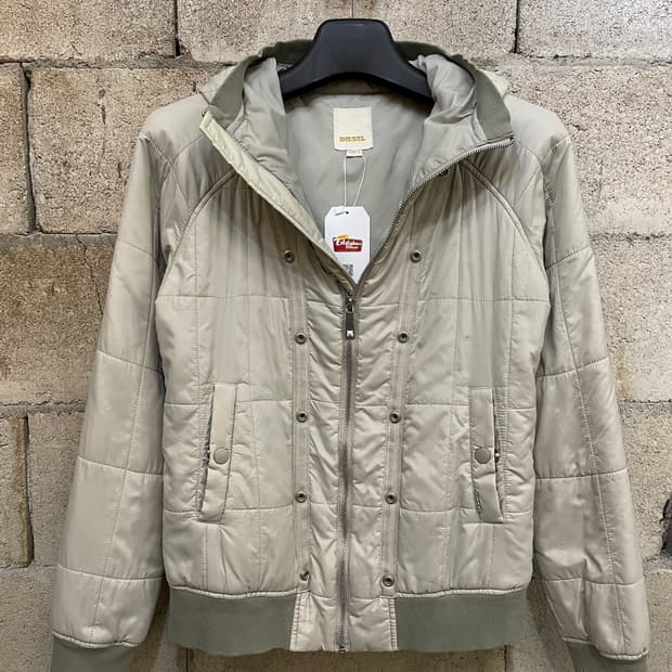 디젤 후드 경량 패딩