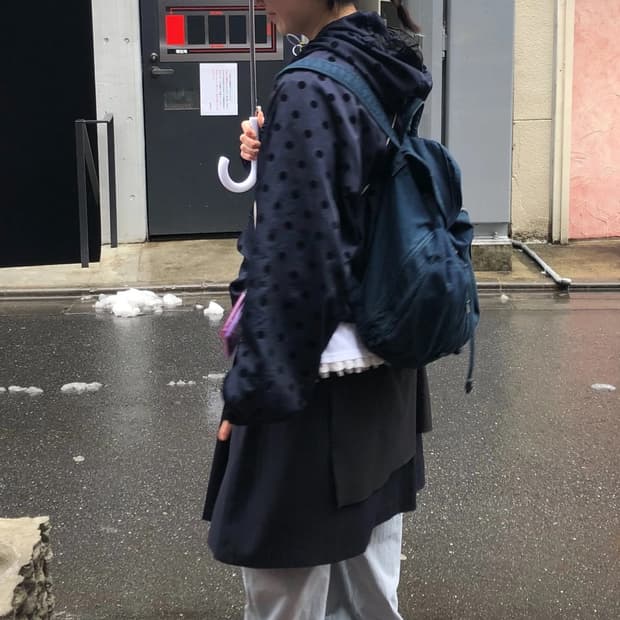 오헤시오 도트 프릴 바람막이