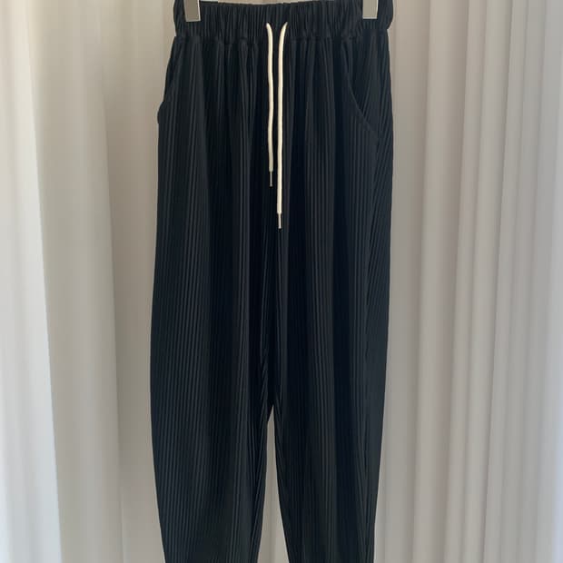 플리츠 조거팬츠