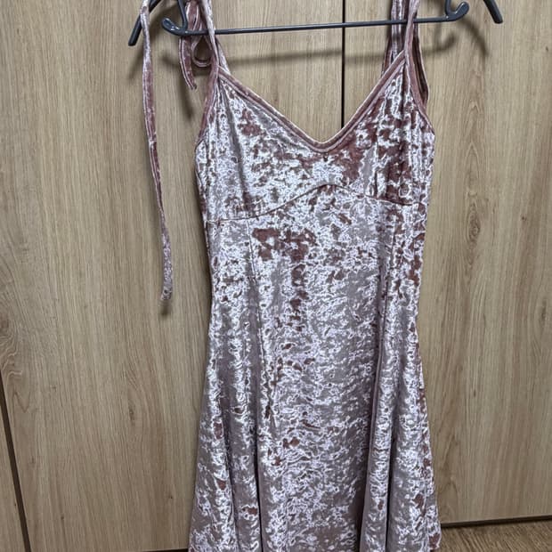 curetty 벨벳 민소매 원피스