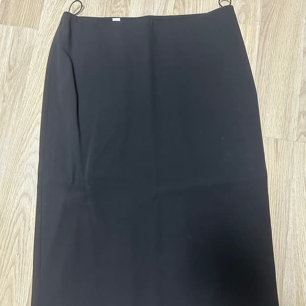 장 폴 고티에 큐빅 버튼 미디 블랙스커트