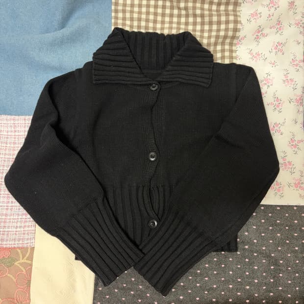 마뗑킴 카라 볼륨 가디건
