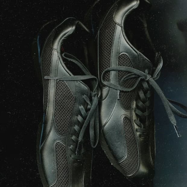 야세 스파이더 레더 스니커즈 블랙