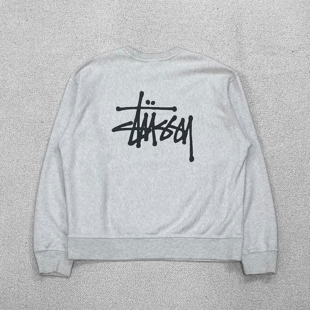 스투시 Stussy 베이직 로고 크루넥 맨투맨 그레이