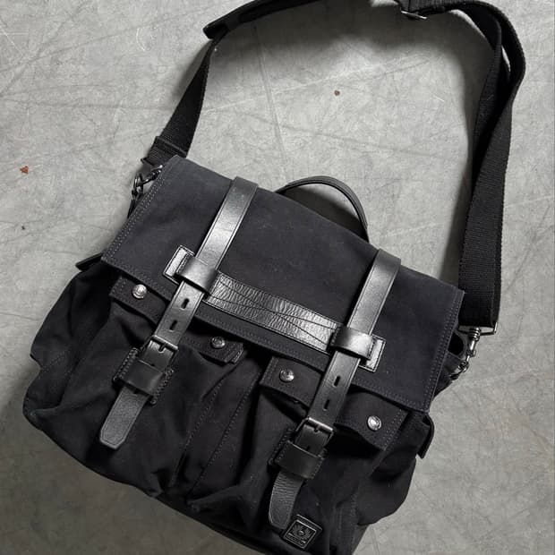 BELSTAFF 벨스타프 블랙 콜로니얼 메신저 백