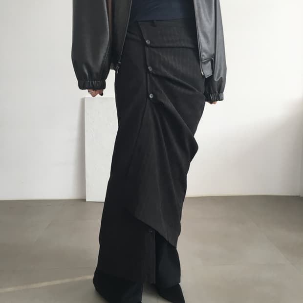 버튼 스트라이프 롱스커트