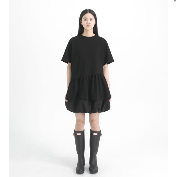 유노이아 Half Sleeve Cut Line Frill T Shirt
