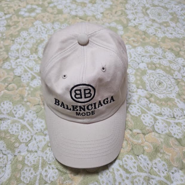 발렌시아가 BB 모드 볼캡 사이즈 조절가능