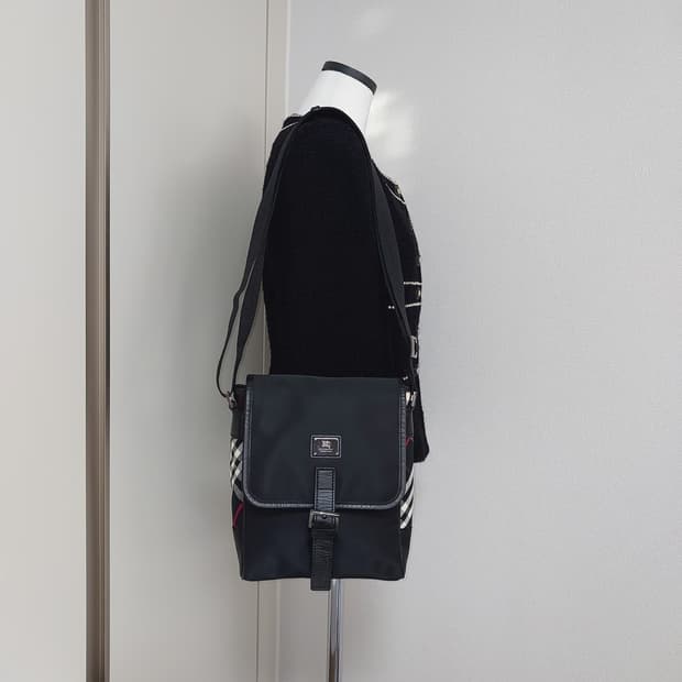 Burberry nylon shoulder bag
