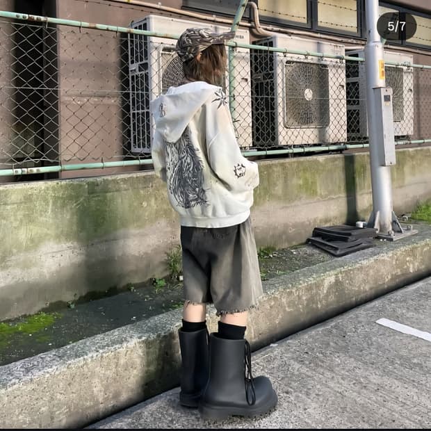 발렌시아가 타투 후드집업