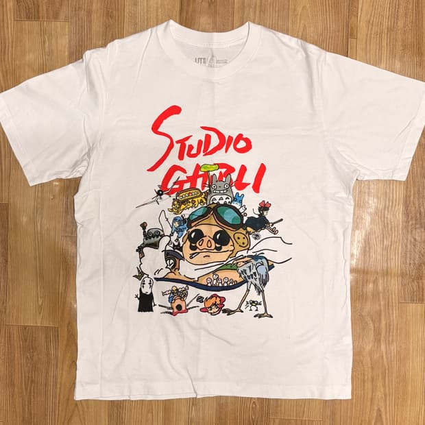 유니클로 지브리 티셔츠 L