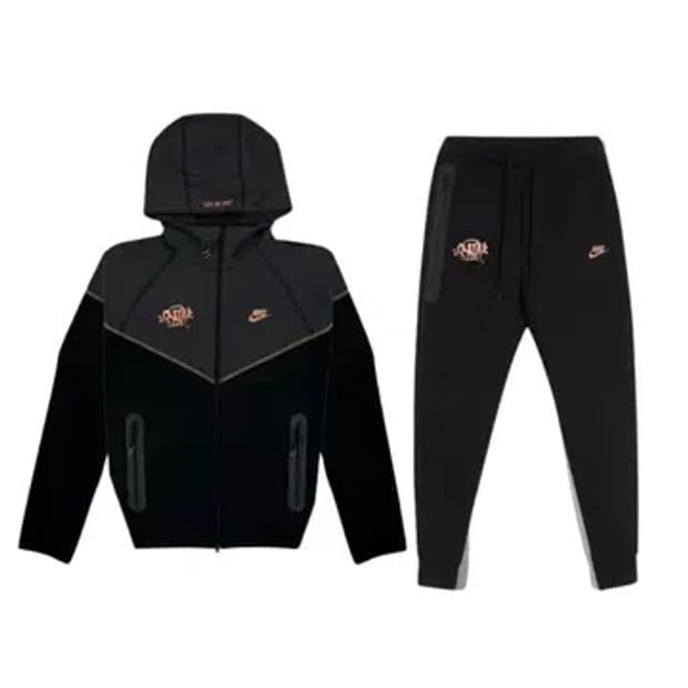 Nike x Syna World Tech Fleece 셋업
