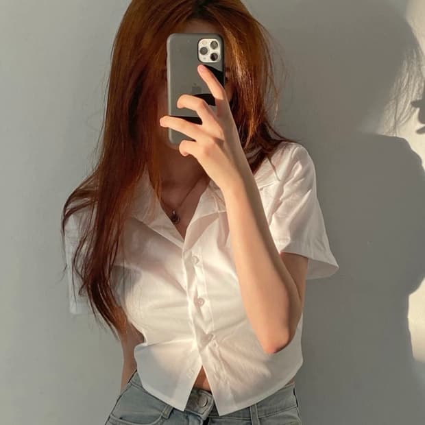 크롭 반팔 흰색 셔츠