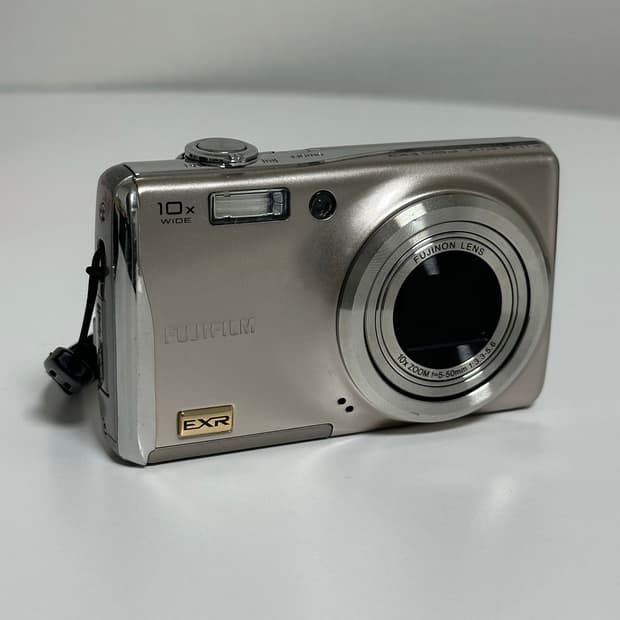 후지필름 f80 EXR 디카