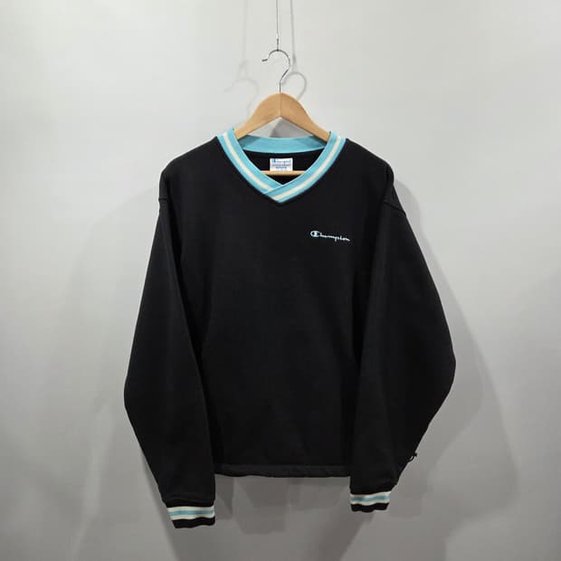 챔피온 블루택 리버스위브 브이넥 기모 스웻셔츠 M