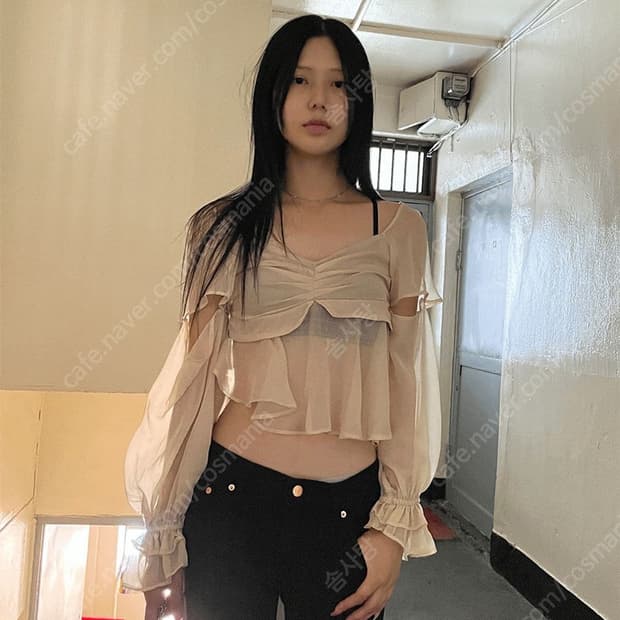 사토미라디오 언발 쉬폰 블라우스