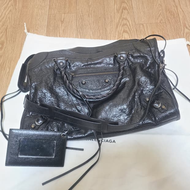 발렌시아가 모터백 시티 블랙 미디엄 