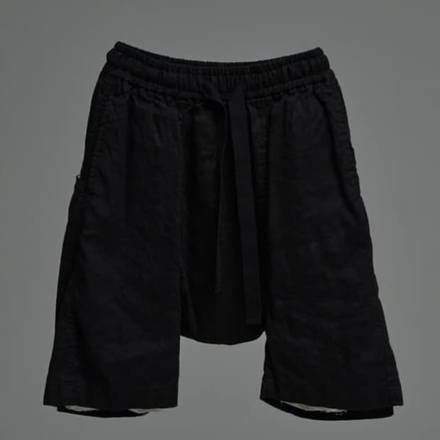 (삽니다) lcbx o cut drop crotch shorts