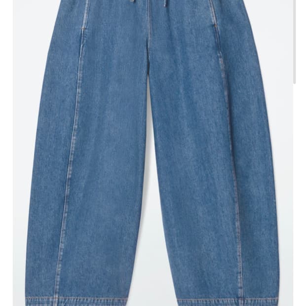 COS 배럴 레그 데님 트라우저