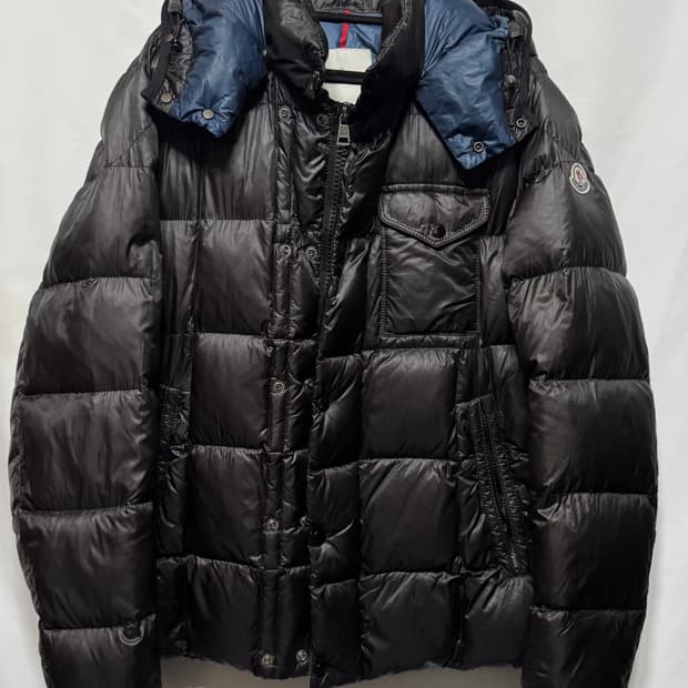 4 몽클레어 코룸 다운 패딩