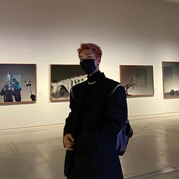 웨이비니스 로우 엣지 3버튼 자켓 초판