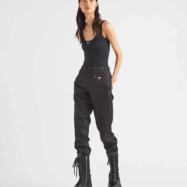 프라다 리라일론 개버딘 팬츠 여성 40사이즈