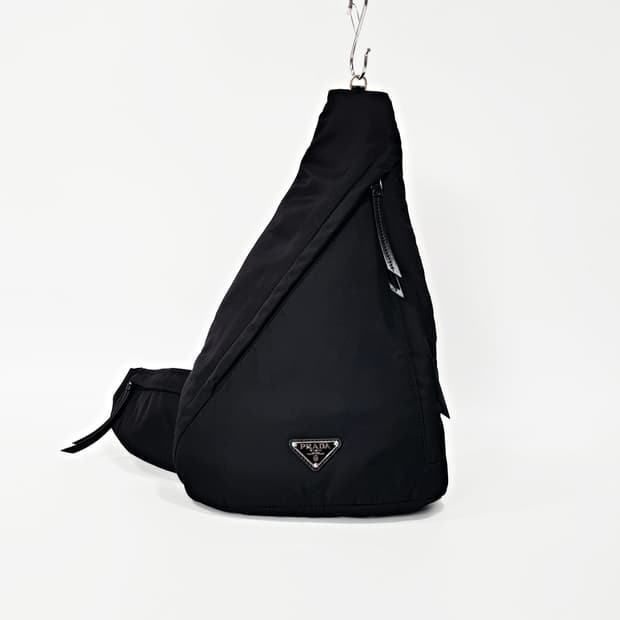 프라다 삼각로고 리나일론 슬링백 백팩 2VZ092 