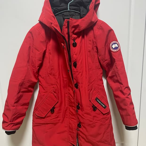 캐나다구스 키즈 패딩6y