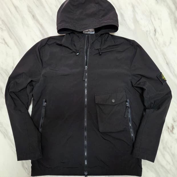 스톤아일랜드 후드집업 자켓