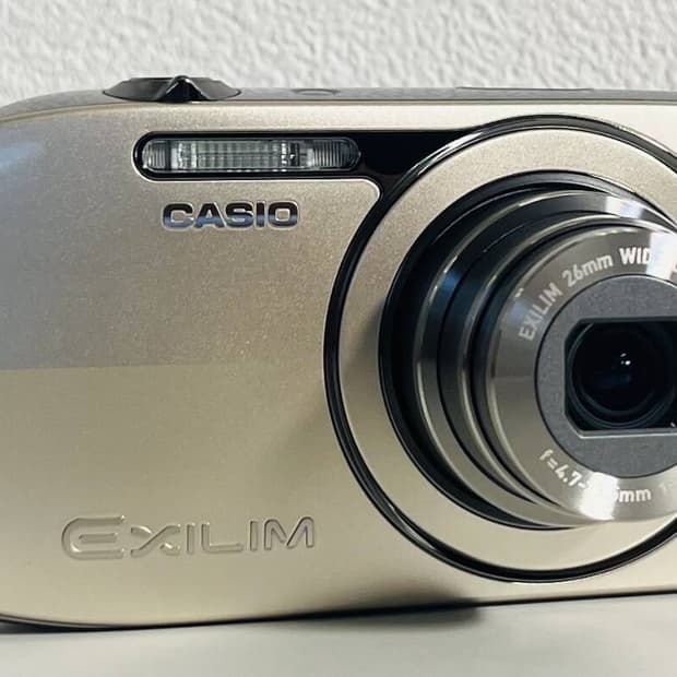 풀박스 미사용급) 카시오 엑슬림 z2300 골드 