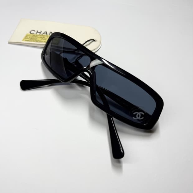 빈티지 샤넬 리버스 프레임 선글라스 (2000's Chanel 5034)