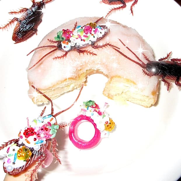 Cockroach ring 
