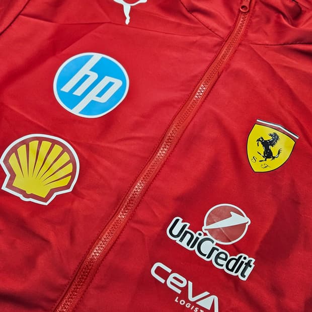 푸마 스쿠데리아 페라리 바람막이 판매합니다