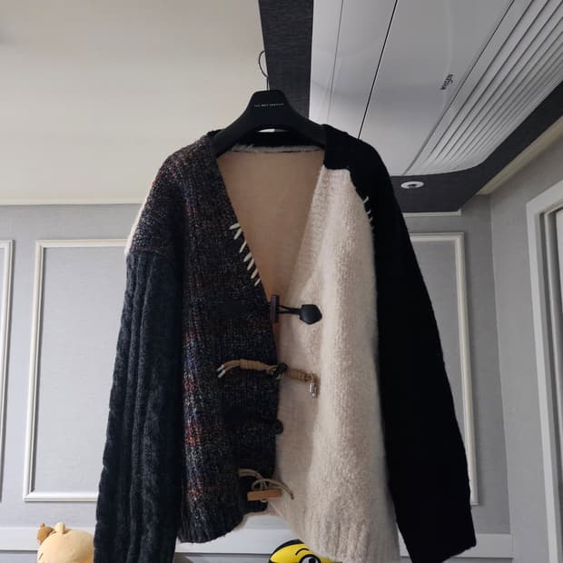 [새상품] 아더에러 제스퍼 가디건