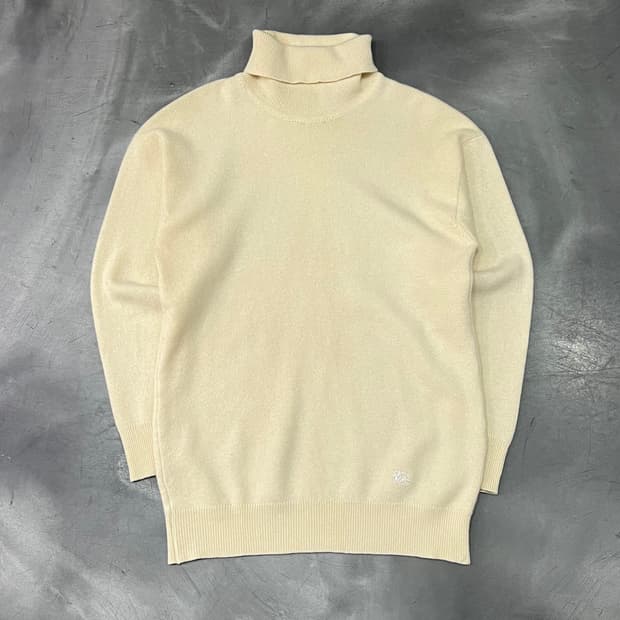  버버리 메리노울 터틀넥 니트 y14531