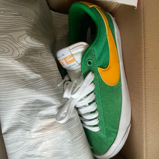 나이키 블레이저 로우 럭키 그린