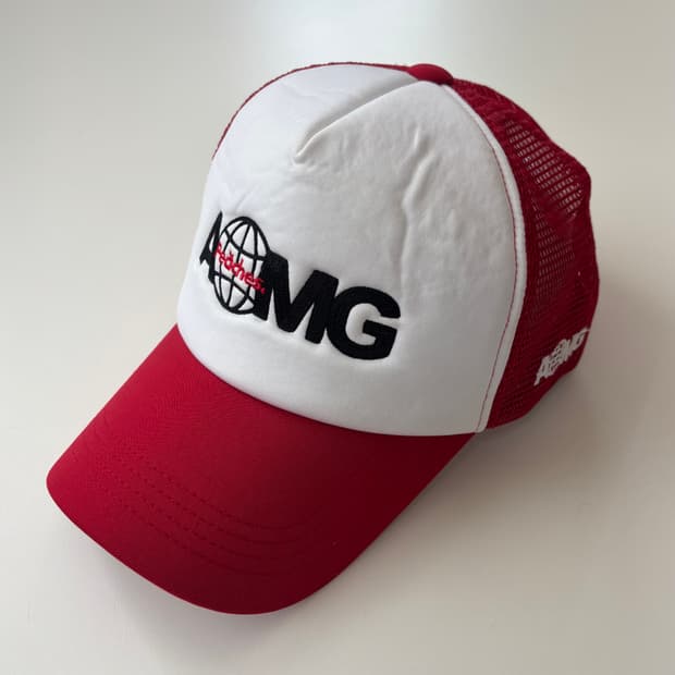 Peaches. x AOMG 'Globe' 메쉬 캡 (RED)