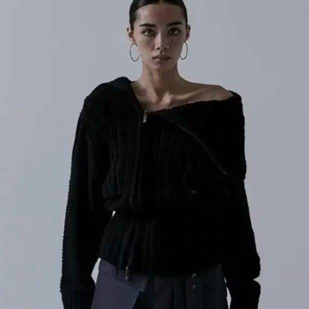 트리밍버드 투웨이언발란스 오프숄더 집업 블랙