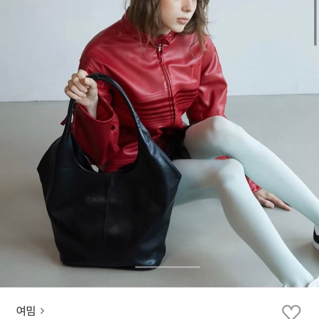 여밈 vase bag 블랙